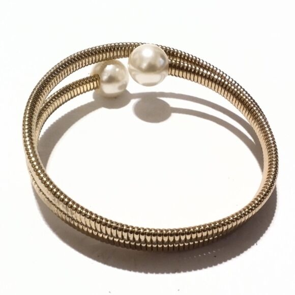 Vintage Gold Tone Faux Pearl Accented Wrap Bracelet - Picture 4 of 6